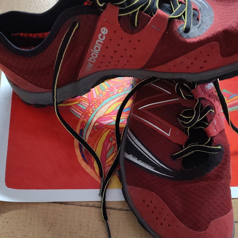 New Balance Men’s Red and Black Trail Sneakers